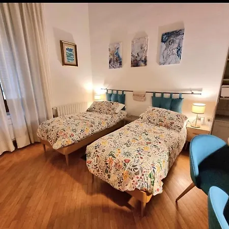 Piazza Della Passera In Apartment Florence